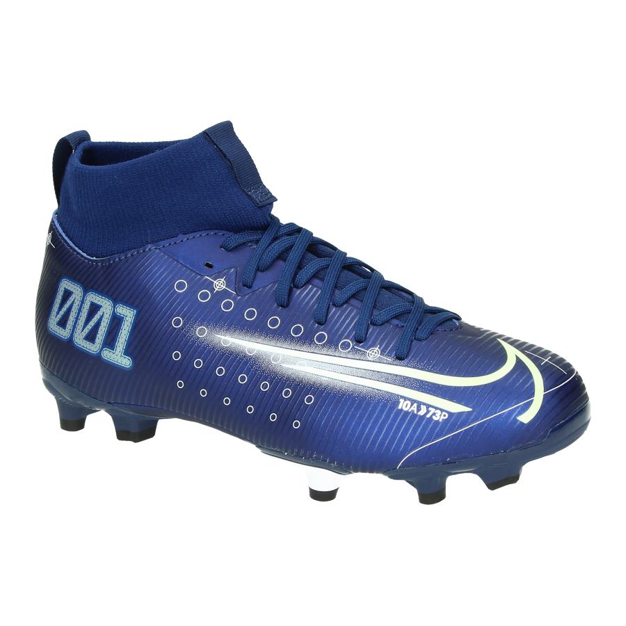 Nike MercurialX Superfly 6 Academy Indoor Soccer Shoes.