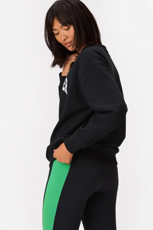 STRONGER Comfy Sweatshirt 1546-9999